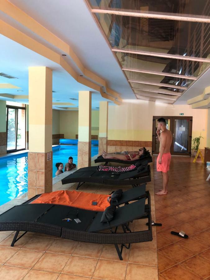 シオーフォクDorina Wellnessアパートメント エクステリア 写真